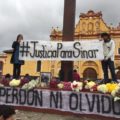 Se movilizan en municipios para exigir justicia por Sinar Corzo .

Fotos: Isaín Mandujano 