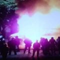Con quemas y saqueos, pobladores impiden fumigación en Villa Las Rosas, Chiapas, porque dicen que el
gobierno quiere envenenarlos.