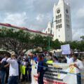 Niños y niñas con cáncer bloquean Tuxtla Gutiérrez ante engaño de autoridades por garantizar abasto de medicamentos oncológicos