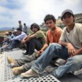 Niños migrantes cruzando la frontera. Cortesía: Ibero Mx.