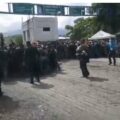 INM amenaza a caravana migrante con prisión sino acatan medidas sanitarias.
Foto: Gaby Coutiño