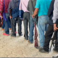 Noticias destacadas de la cuarta semana de Febrero (22-28) Habitantes de Santa Marta entregaron 25 rifles. Foto: Ángeles Mariscal