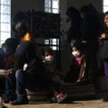 Detener el retorno de migrantes de EEUU por Ciudad Juárez, pide Corral