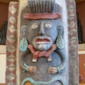 Urna maya elaborada entre 900 - 1600 d.C. Cortesía: Secretaría de Relaciones Exteriores