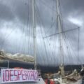 «¡Despertad!»: embarcación zapatista llega a España