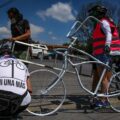 Acción del colectivo Bici Blanca Jalisco por Carolina, víctima de un atropellamiento vial en el estado durante el 2020. Fotografía Ximena Torres