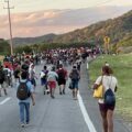 La caravana que quiere llegar a la Ciudad de México, para sensibilizar al gobierno de este país. Foto: Ángeles Mariscal