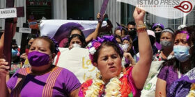 Irrumpen con violencia casa de Rogelia González, defensora de mujeres en Oaxaca: “Estoy viva de milagro”
