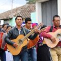 Desde Las Margaritas, niños, mujeres, ancianos y familias completas, peregrinaron por la paz, contra la violencia y discriminación.. Cortesía: Pozol Chiapas