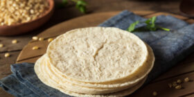 La tortilla es la base de la alimentación mexicana. Se consume desde tiempos ancestrales y durante generaciones ha sido el principal componente de la dieta del mexicano. Cortesía: Yakult