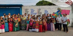 Promueven el rescate del zapoteco en Ixhuatán, Oaxaca “Sólo el 2 por ciento habla su lengua madre”
Foto: Diana Manzo