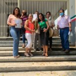Burócratas entregan Pliego Petitorio 2022 ante apatía de la dirigente estatal, Claudia Patricia Ulloa