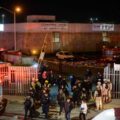 Sobrepoblada, con candados y parecida a una cárcel, así es la estación migratoria de Ciudad Juárez
Foto: La Verdad