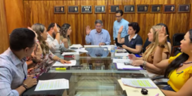 Votos a favor.
Foto. Captura