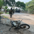 Pobladores sometidos por cárteles, se enfrentan con el Ejército en la frontera de Chiapas con Guatemala. Foto: Ángeles Mariscal