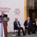 Conferencia de prensa matutina en el Palacio Nacional.