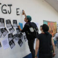 Familiares y amigos de víctimas del multihomicidio en la Col. Narvarte protestan frente a la Fiscalía General de Justicia de la Ciudad de México. Foto: Alexis Rojas