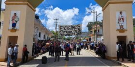 Pobladores de Oxchuc denuncian irregularidades administrativas en su municipio. Foto: Cortesía