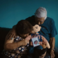 “Nosotras tampoco queremos buscarlos así, pero si no lo hacemos nadie lo hará”: Hasta Encontrarlos, cortometraje documental sobre familias buscadoras “Nosotras tampoco queremos buscarlos así, pero si no lo hacemos nadie lo hará”: Hasta Encontrarlos, cortometraje documental sobre familias buscadoras
Foto: Zona Docs