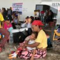“En Venezuela, con 8 dólares es imposible vivir” : Familia Pérez busca ayuda para su hija discapacitada, nació con microcefalia e hipertonia
Foto: Istmo Press