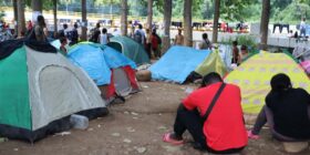 Población migrante se encuentra en condiciones insalubres y precarias
Foto: MSF