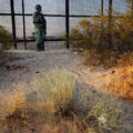 Militares investigados por agresión a migrantes están en libertad, “no había flagrancia: Fiscalía de Chihuahua
Foto: La Verdad
