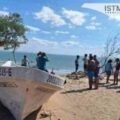 Vuelca lancha con una veintena de migrantes en las costas de Salina Cruz, Oaxaca; todos sobreviven
Foto. Istmo Press