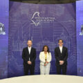 CIUDAD DE MÉXICO, 17MARZO2024.- Los candidatos y la candidata a la Jefatura de Gobierno; Santiago Taboada, Clara Brugada y  Salomón Chertorivski, durante el primer debate, realizado en la instalaciones de MVS. FOTO: CORTESÍA/CUARTOSCURO.COM