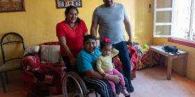 ¡A rodar! Este activista impulsa la accesibilidad en San Cristóbal de Las Casas