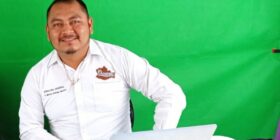 “Estoy en peligro” denuncia periodista zapoteca, Ignacio Santiago tras la detención de sus dos guardias proporcionadas por el Mecanismo de protección
Foto: Istmo Press