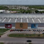 Heineken llega por el agua de Yucatán
Foto: Patricio Eleisegui y Katia Rejón