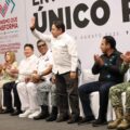 
- Atestigua Moreno Guillén entrega del Certificado Único Policial (CUP) a policías municipales.