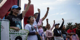 A 11 años del crimen de Ayotzinapa, familias denuncian simulación y exigen verdad al gobierno de Claudia Sheinbaum 1761539213560